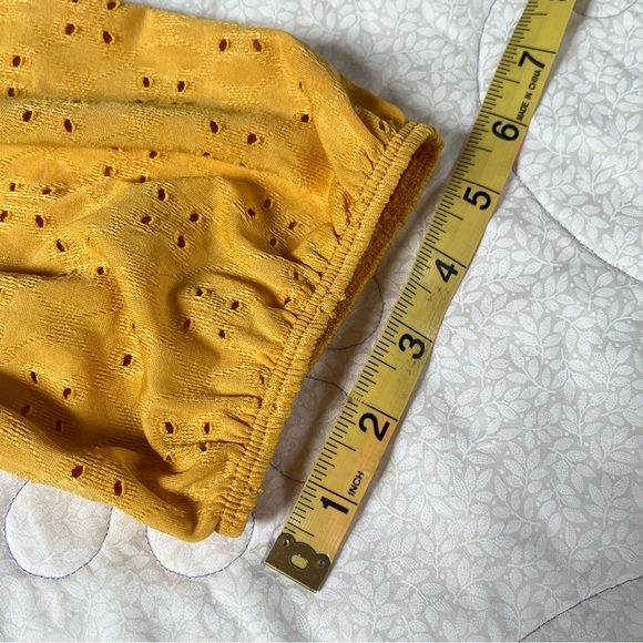 NAÏF yellow dainty peek a boo shoulders women’s blouse size medium - Picture 5 of 5